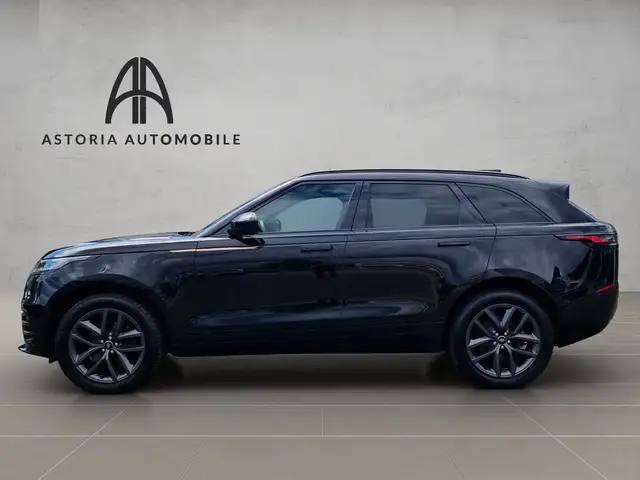 Land Rover Range Rover Velar view 13