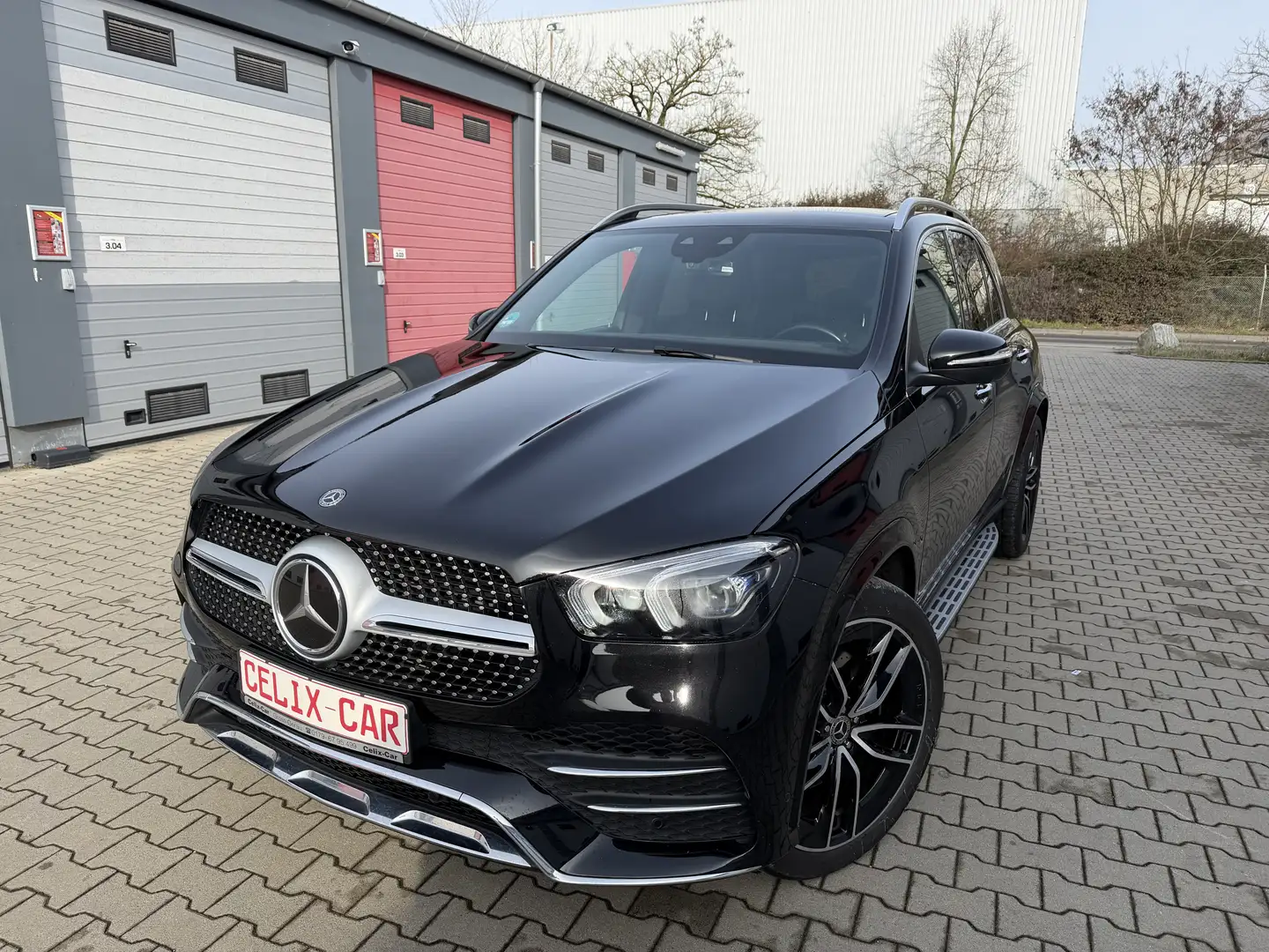 Mercedes-Benz GLE 400 GLE 400d AMG 4Matic+7Sitzer+Pano+Burm.+360*+1.Hand Schwarz - 1