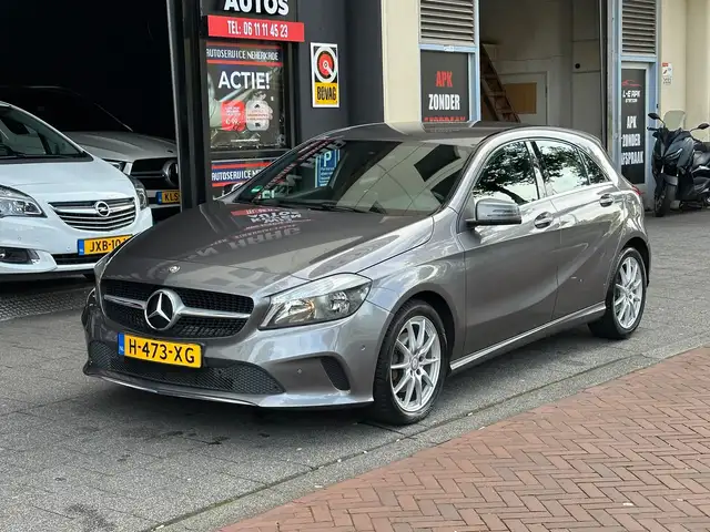 Mercedes-Benz A 180 Automaat Airco Navi Leer