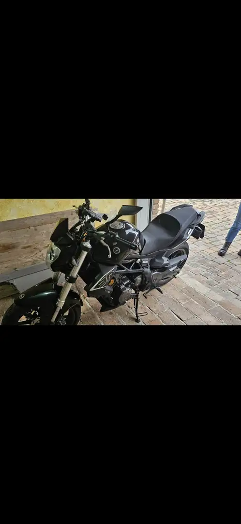 Benelli BN 302 Noir - 2