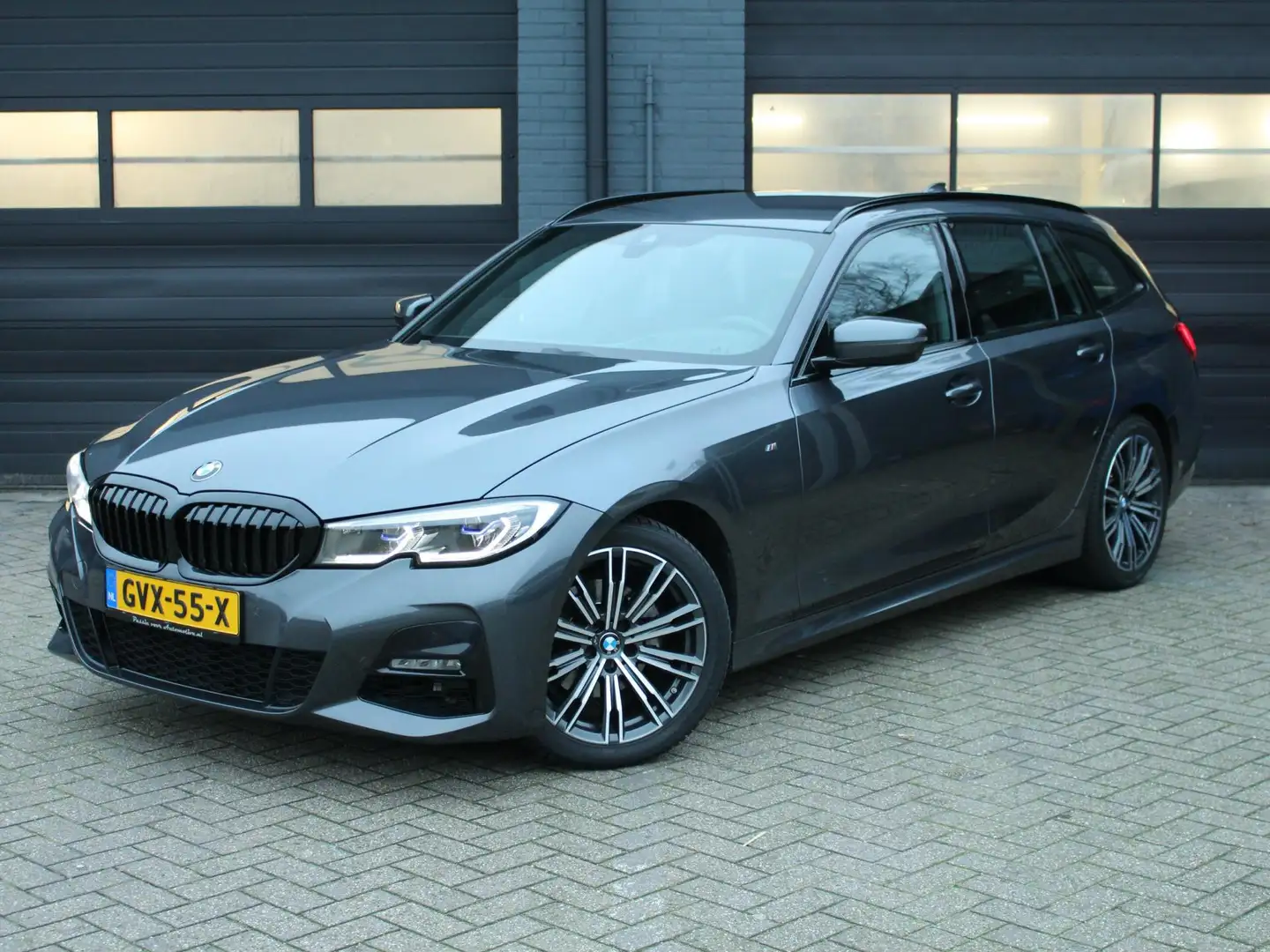 BMW 320 3-serie Touring 320d High Exec M Sport Shadow Line Gris - 1