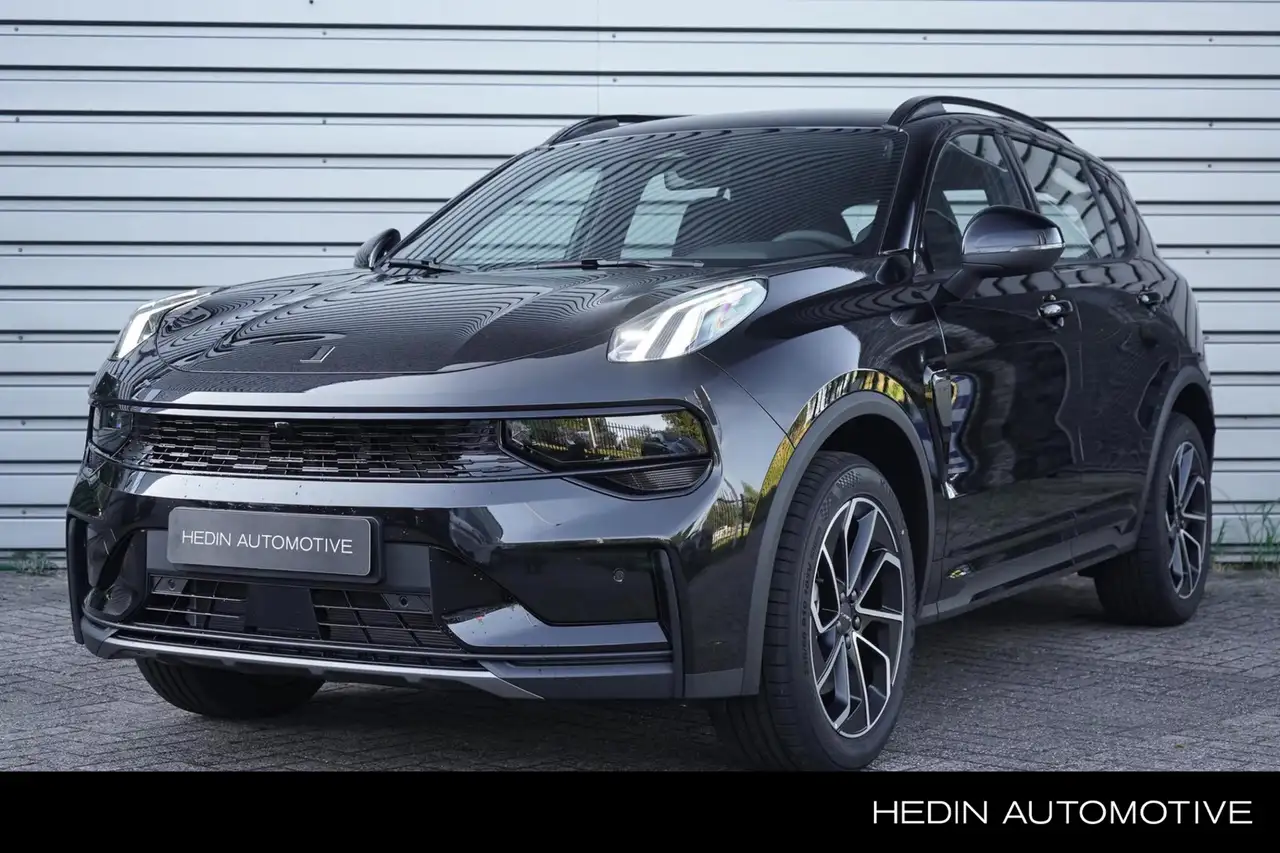 Lynk & Co 01