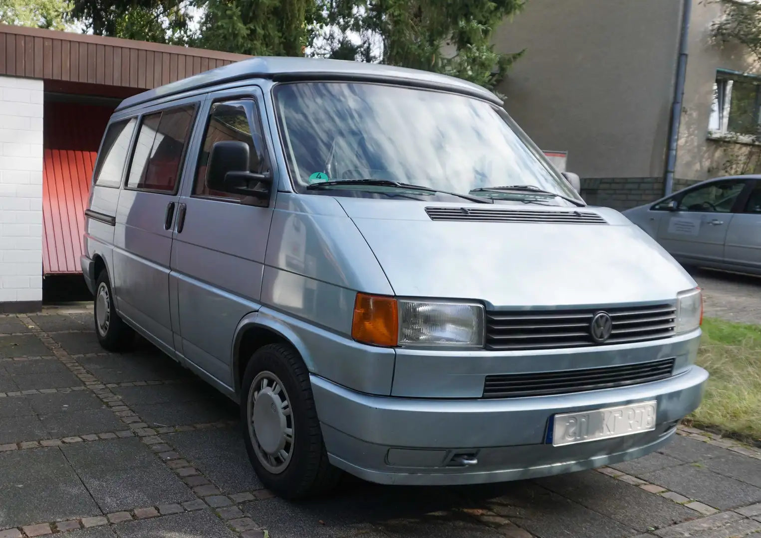 Volkswagen T4 California Albastru - 1