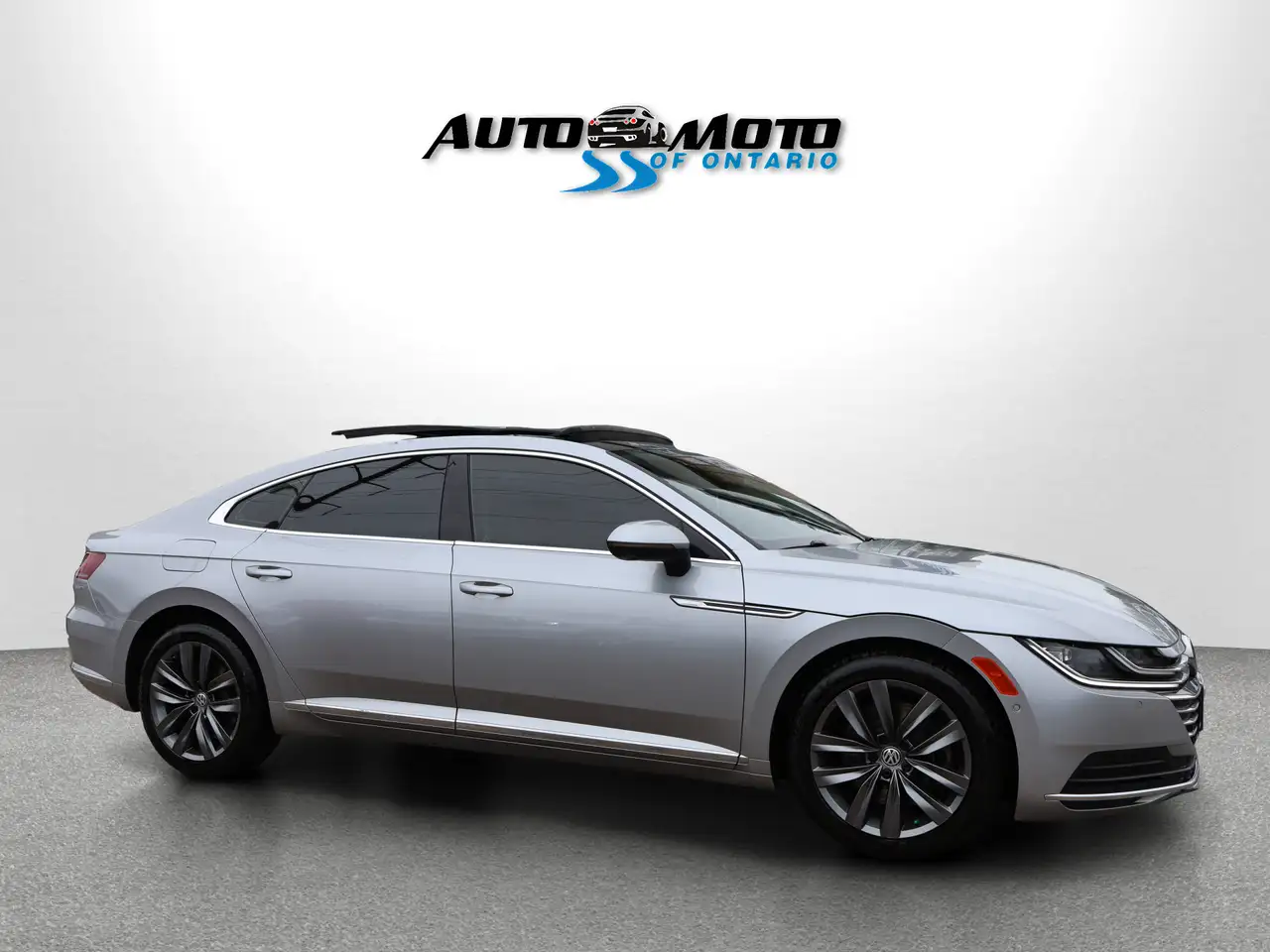 Volkswagen Arteon снимка Volkswagen Arteon