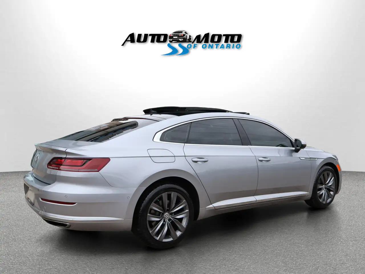 Volkswagen Arteon снимка Volkswagen Arteon