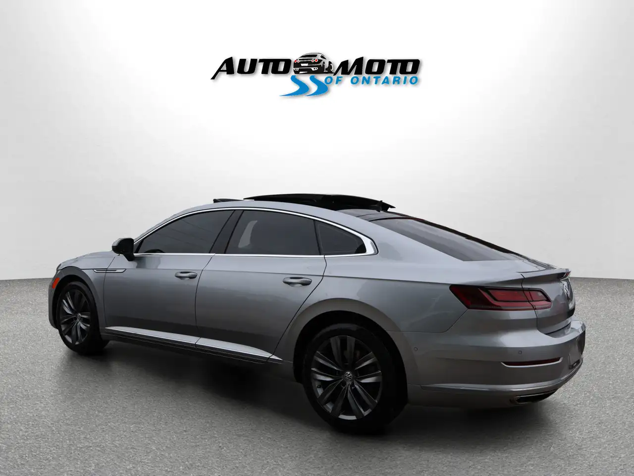 Volkswagen Arteon снимка Volkswagen Arteon
