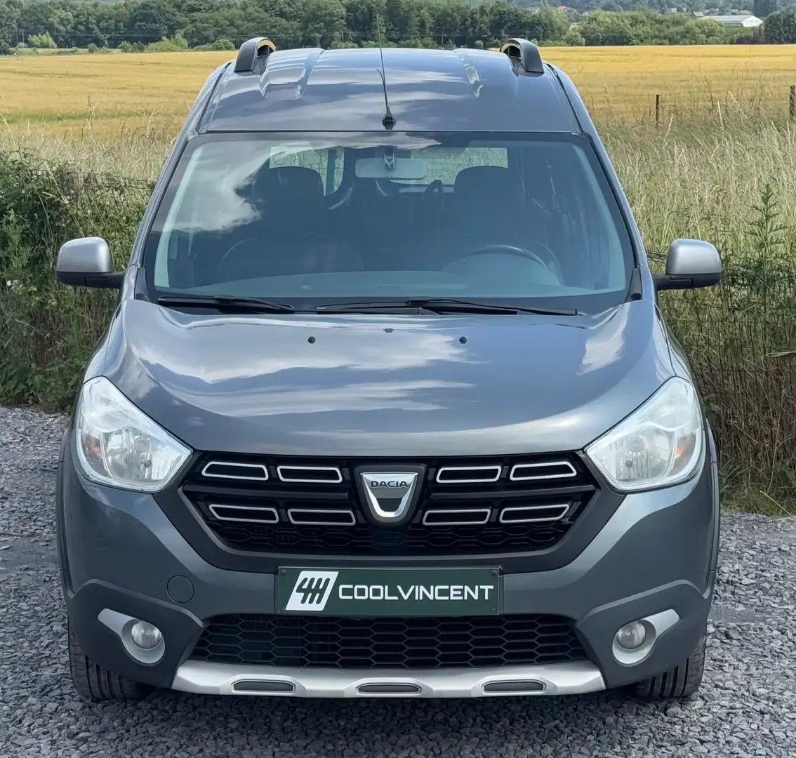Dacia Dokker Stepway - 1.5 dCi - Semi cuire - Airco - GPS - Gris - 2