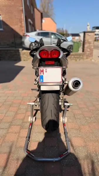 Kawasaki Ninja ZX-6R - foto 6