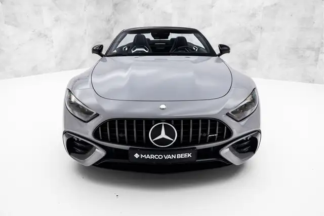 Mercedes-Benz SL view 11