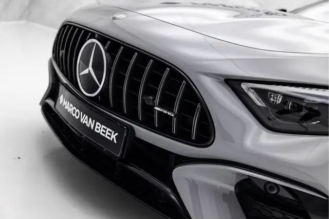 Mercedes-Benz SL view 13