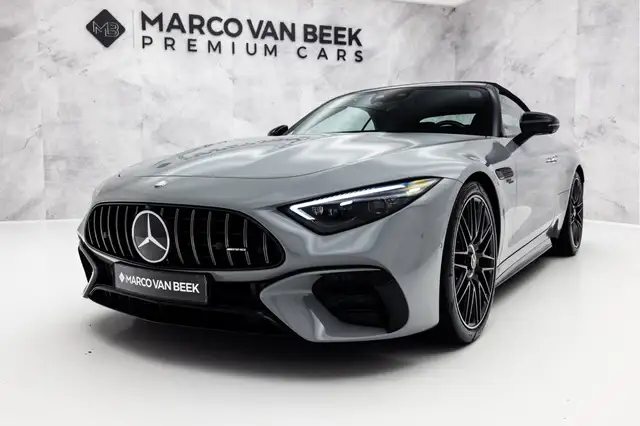 Mercedes-Benz SL view 9
