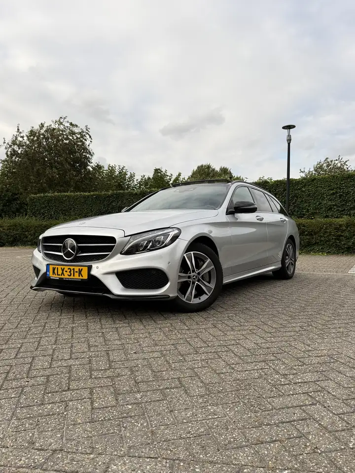 Mercedes-Benz C 400