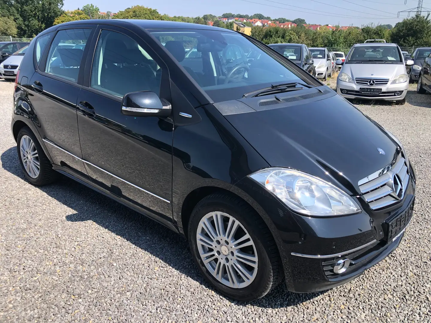 Mercedes-Benz A 180 Autotronic ELEGANCE*Park-Assistent*2.Hand* Schwarz - 2
