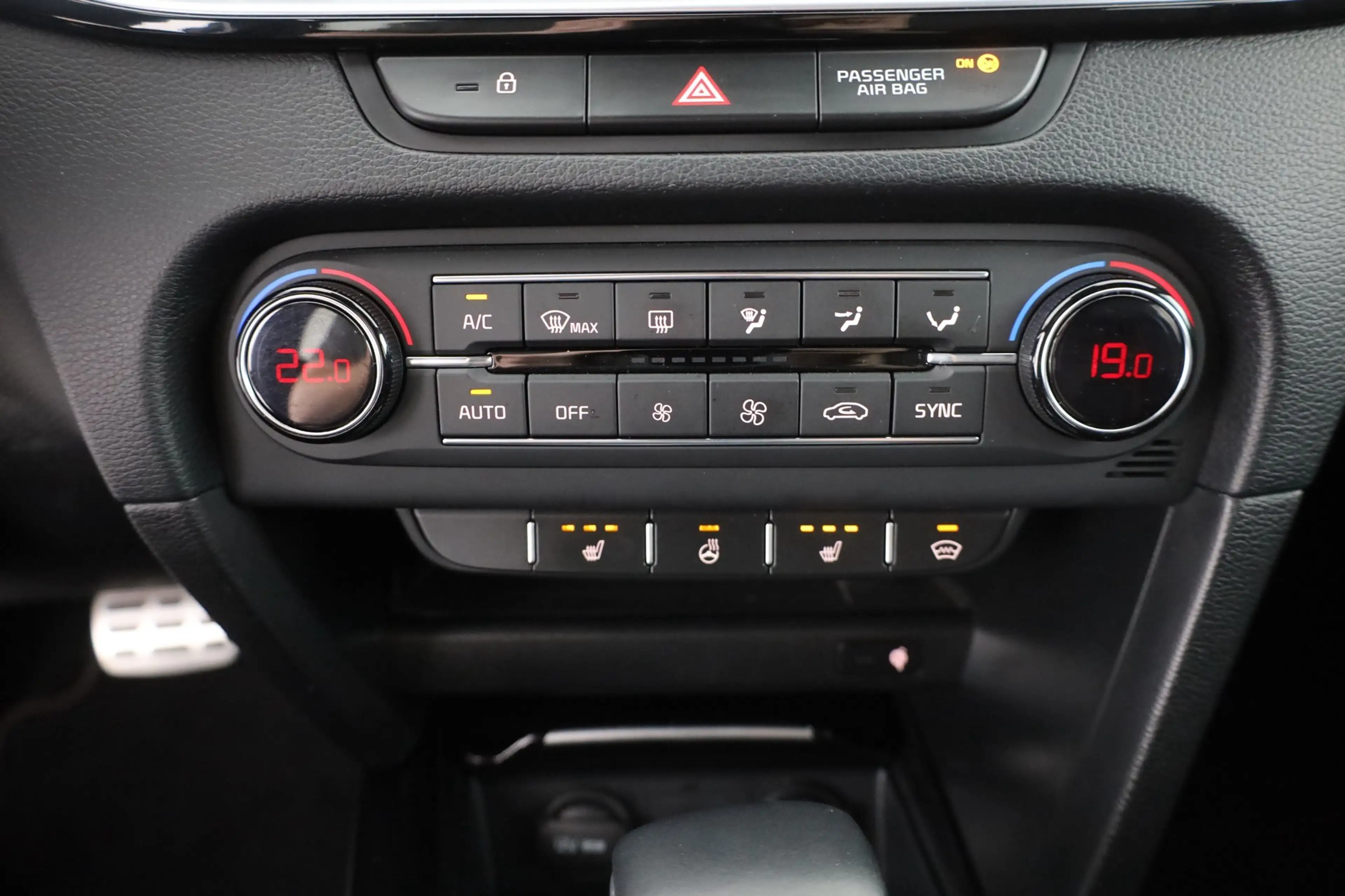 Kia ProCeed / pro_cee'd ProCeed 1.6 T-GDI GT LED Navi Virtual Cockpit — photo 12
