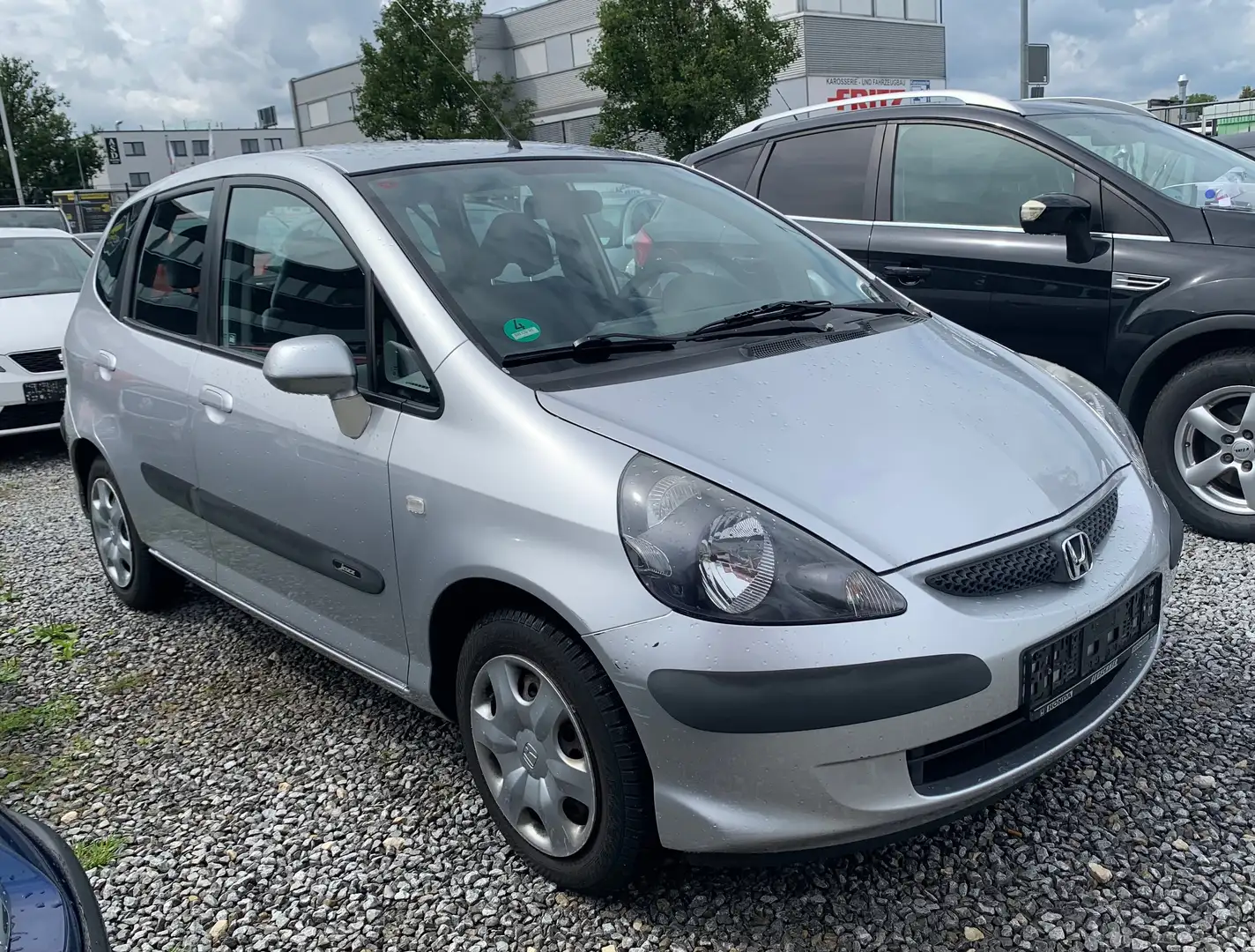 Honda Jazz 1.2 Cool. Klima. Einparkhilfe. 1-Hand Gümüş rengi - 1
