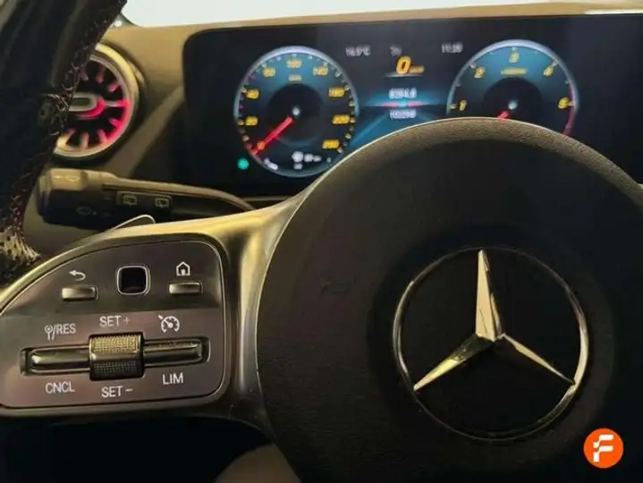 Mercedes-Benz GLA 2022, foto 24