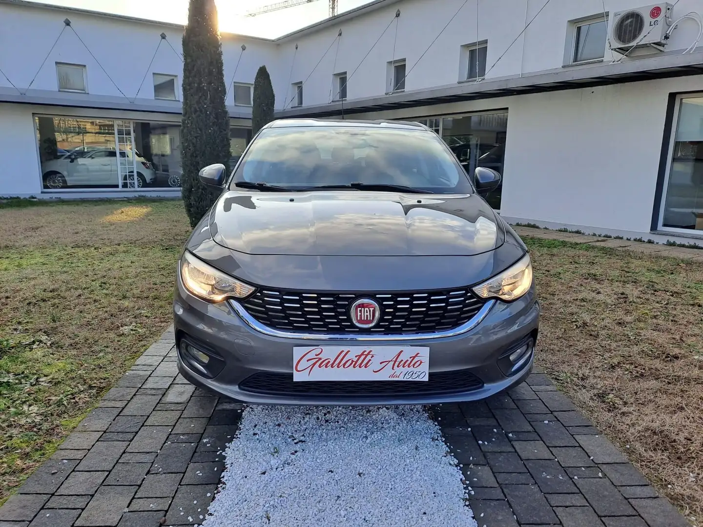 Fiat Tipo 1.6 Mjt 4 porte Easy - 2