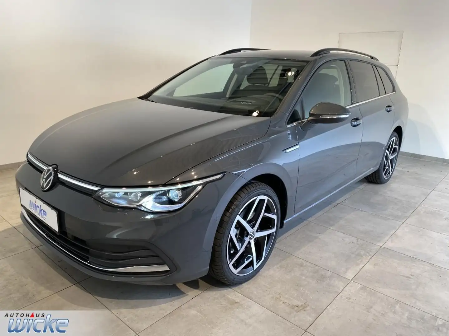 Volkswagen Golf Variant Golf VIII Variant 1.5 eTSI DSG Style NAVI KLIMA HE Grau - 2