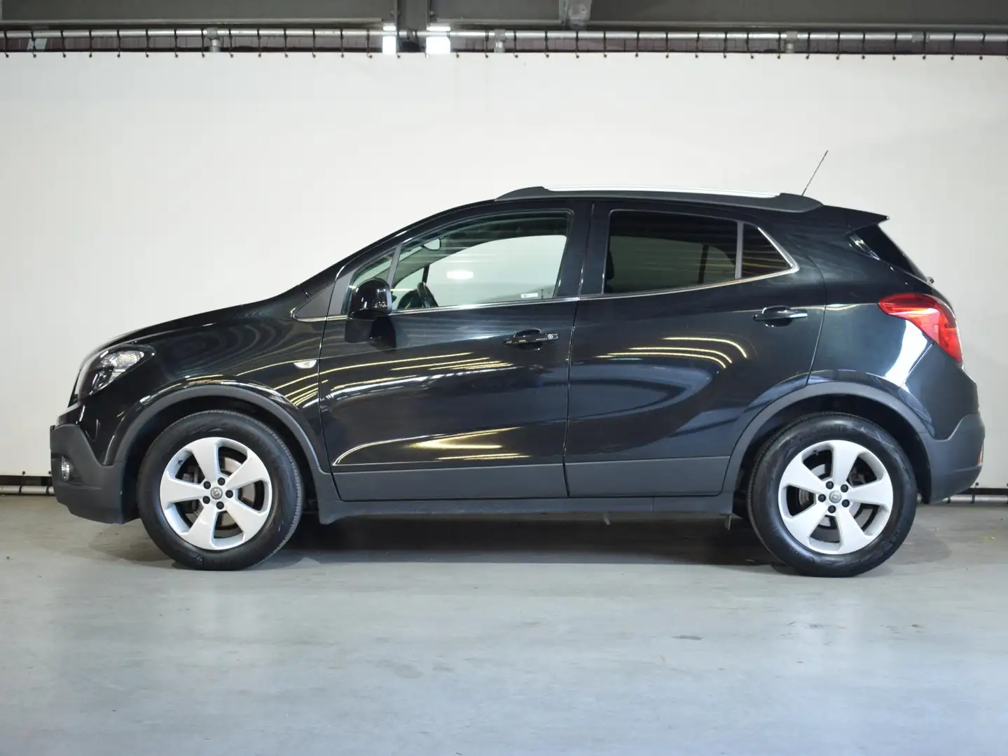 Opel Mokka 1.4 T Cosmo | ACHTERUITRIJCAMERA | NAVIGATIE | Negro - 2