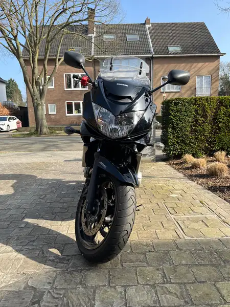 Suzuki Bandit 650 - foto 2