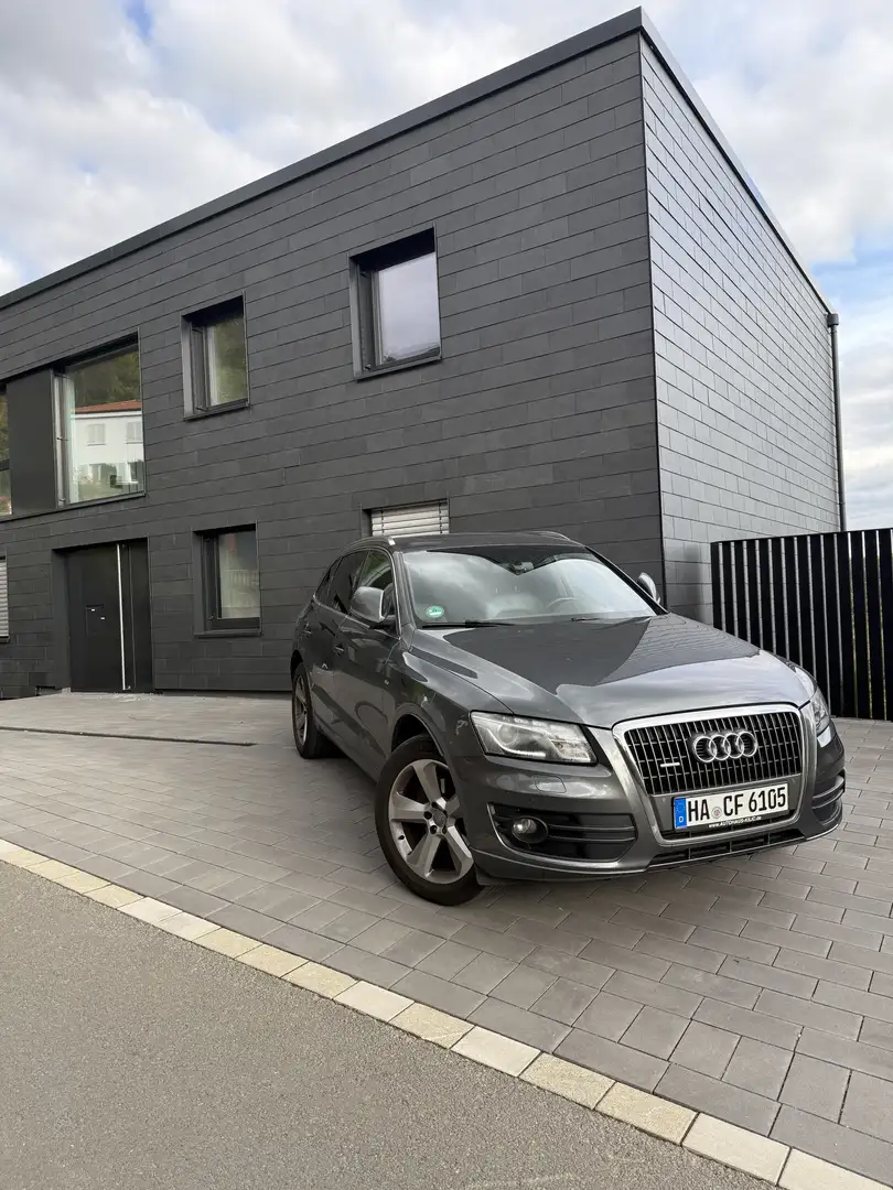 Audi Q5 2.0 TDI (125 kW) quattro Grau - 1