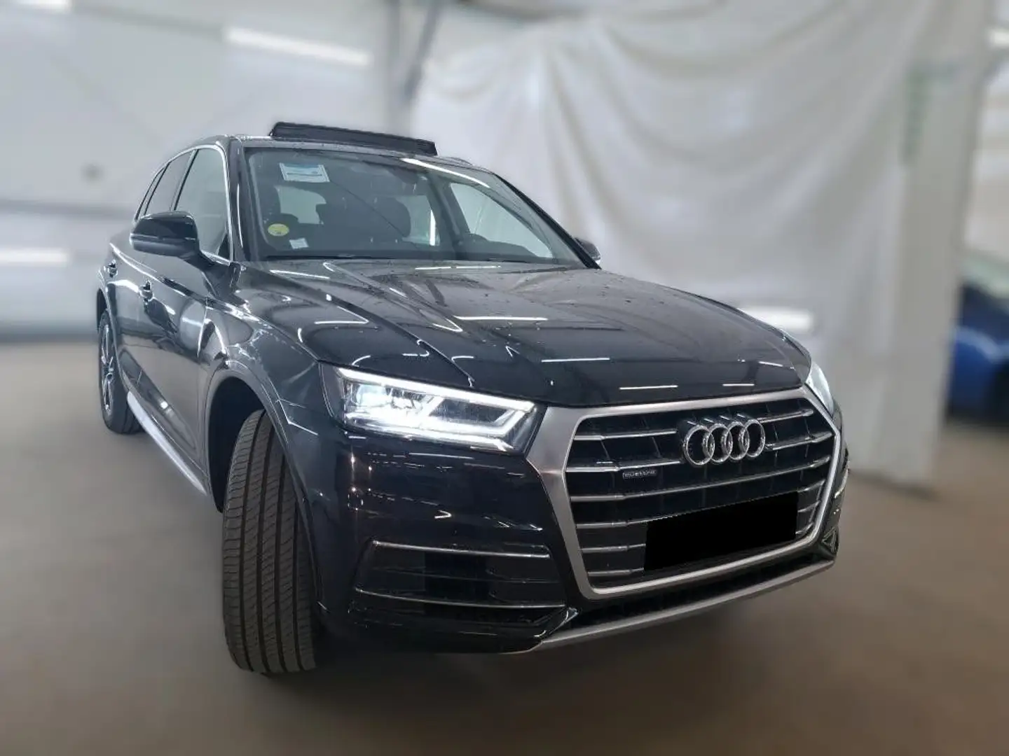 Audi Q5 40 TDI 190 S tronic 7 Quattro Design Luxe Zwart - 2