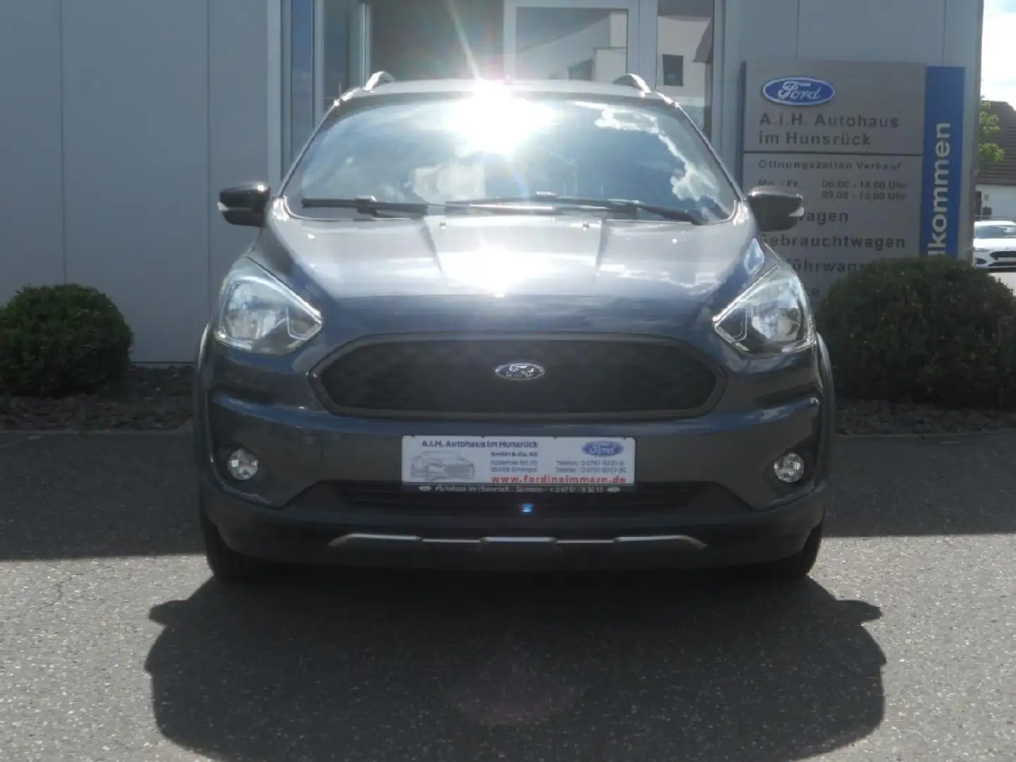 Ford Ka/Ka+ Active Grau - 2
