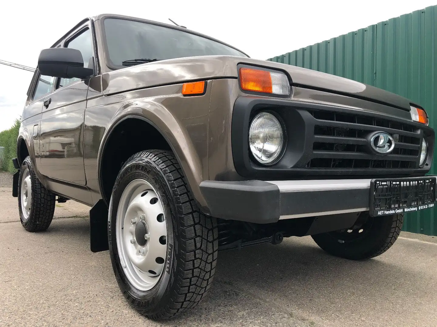 Lada Niva NIVA  LEGEND "NORMA" ROSTSCHUTZ! AHK! GARANTIE! Barna - 1