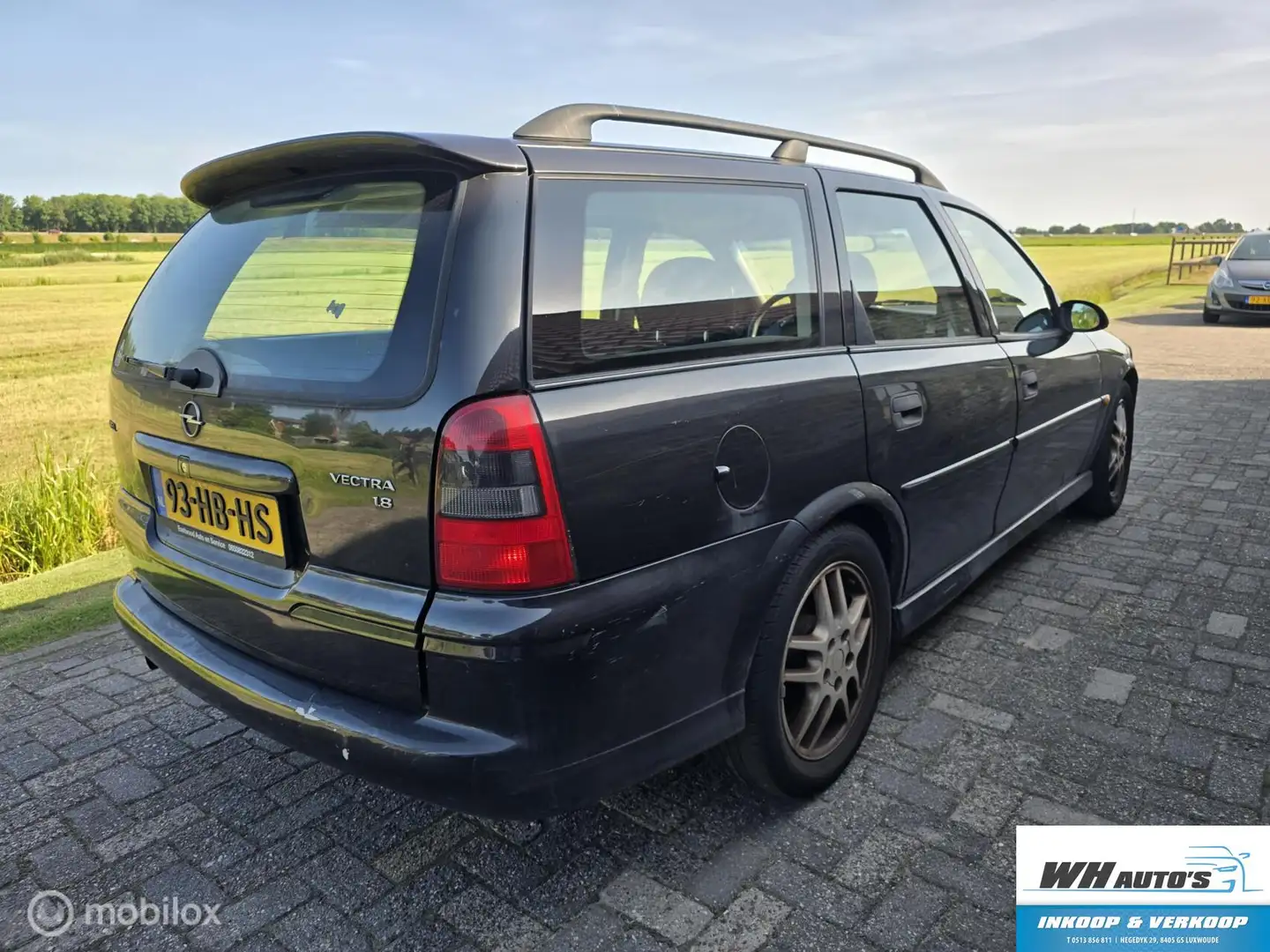 Opel Vectra Wagon 1.8-16V Business Edition Automaat Zwart - 2