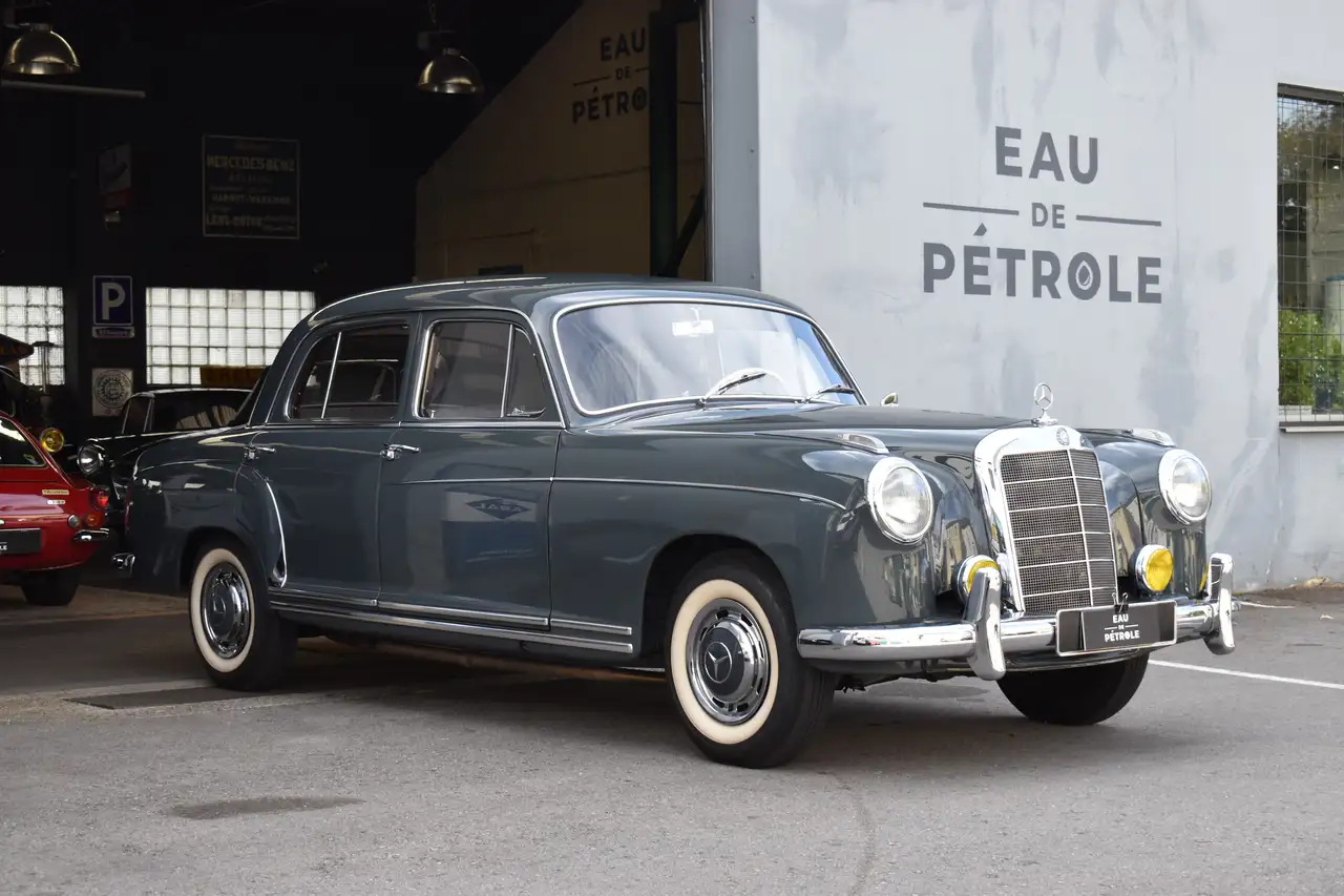 Mercedes-Benz 220 S Ponton, foto 2