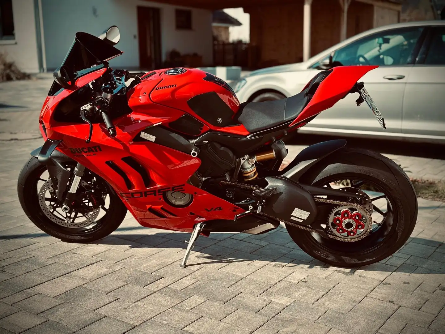 Ducati Panigale V4 Viele Extras Anbauteile Rot - 2