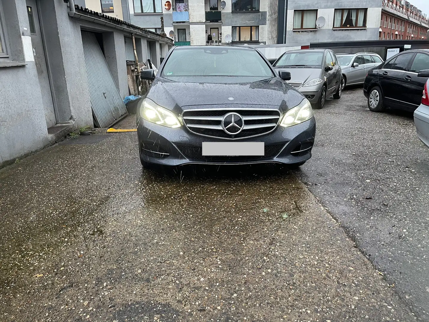 Mercedes-Benz E 350 E 350 BlueTec 4Matic MOTORSCHADEN!!! Grau - 1