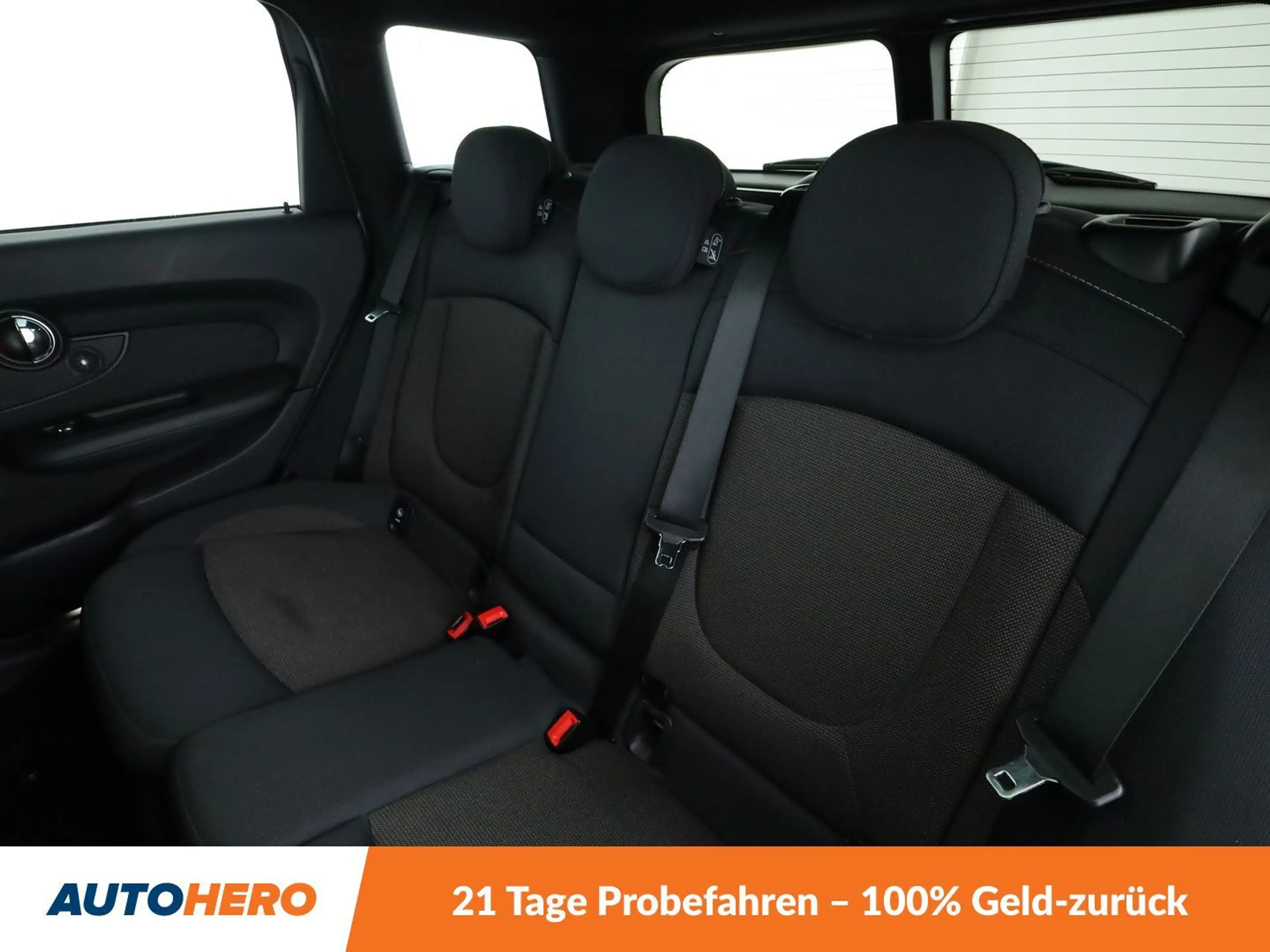 MINI Cooper D Clubman Cooper D Aut.*NAVI*LED*ACC*PANO*H&K*PDC*SHZ* — photo 14