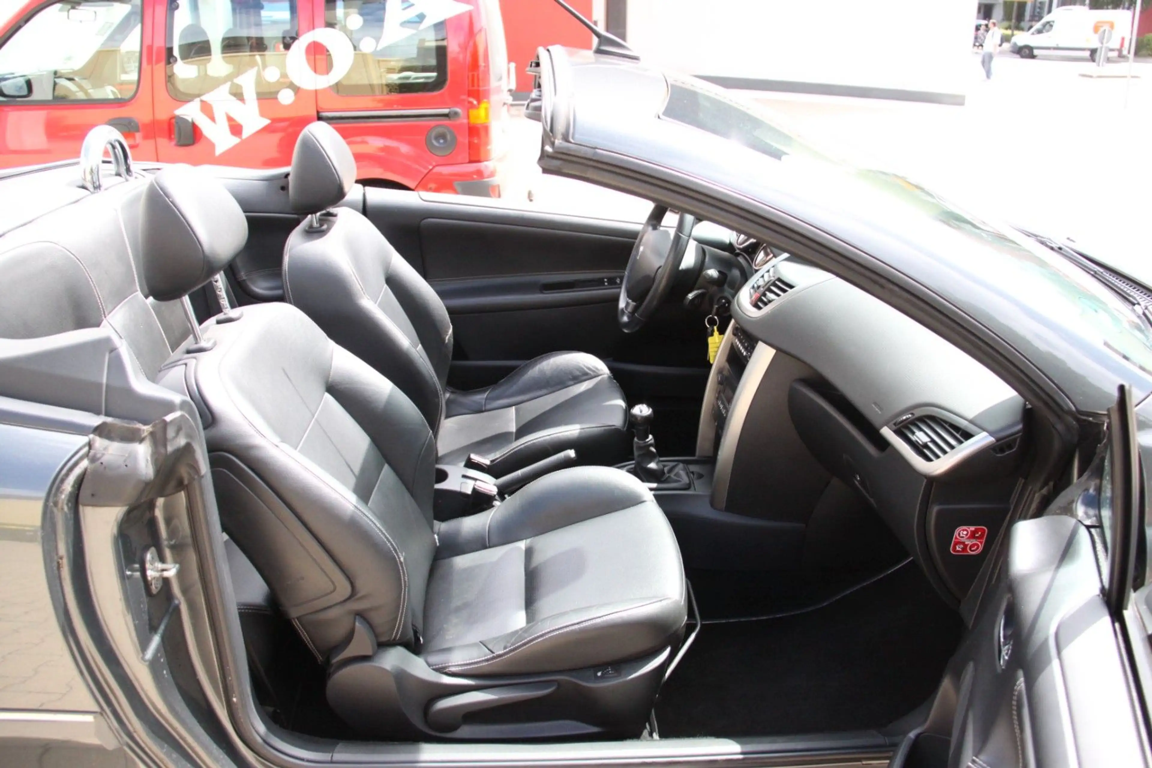 Peugeot 207 CC Cabrio-Coupe Allure Leder / Klima — photo 14