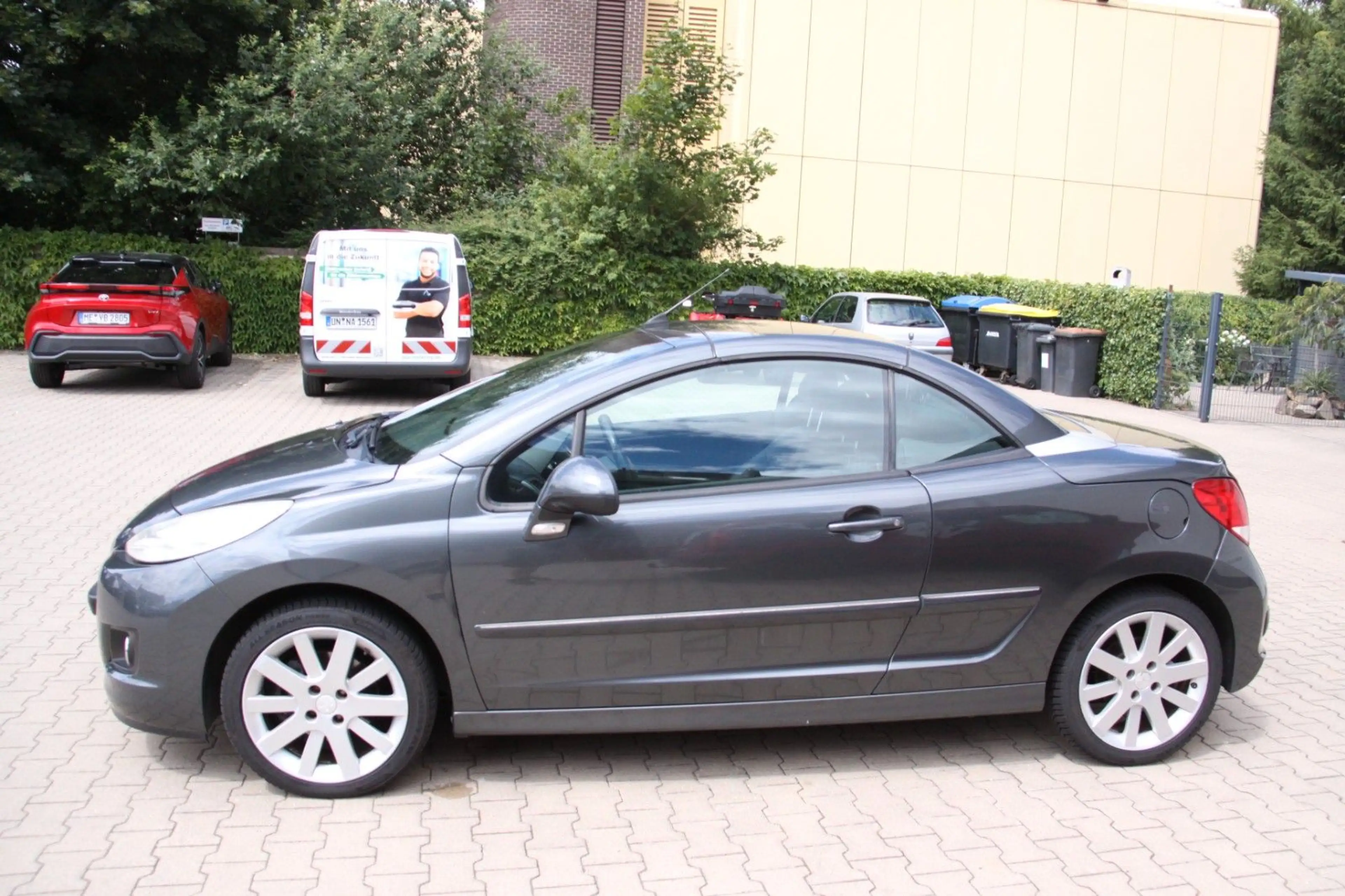 Peugeot 207 CC Cabrio-Coupe Allure Leder / Klima — photo 3