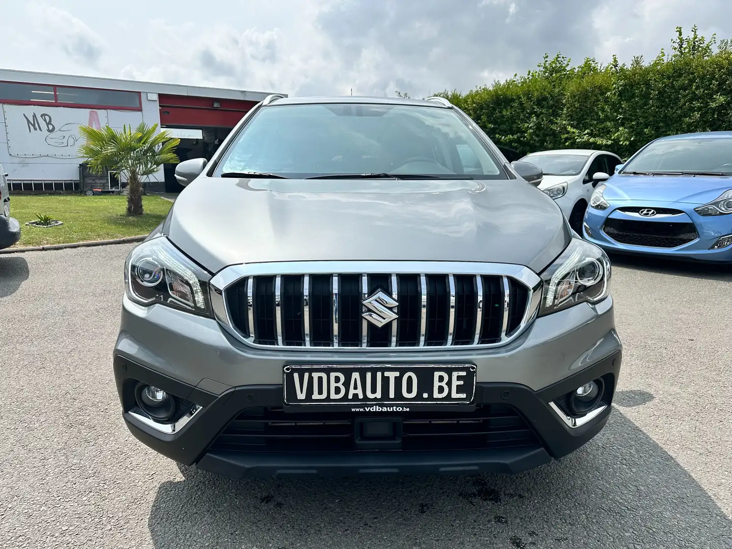 Suzuki SX4 S-Cross 1.4 Turbo Bjet 4WD 48V Hybrid GLX Full Options Gris - 2