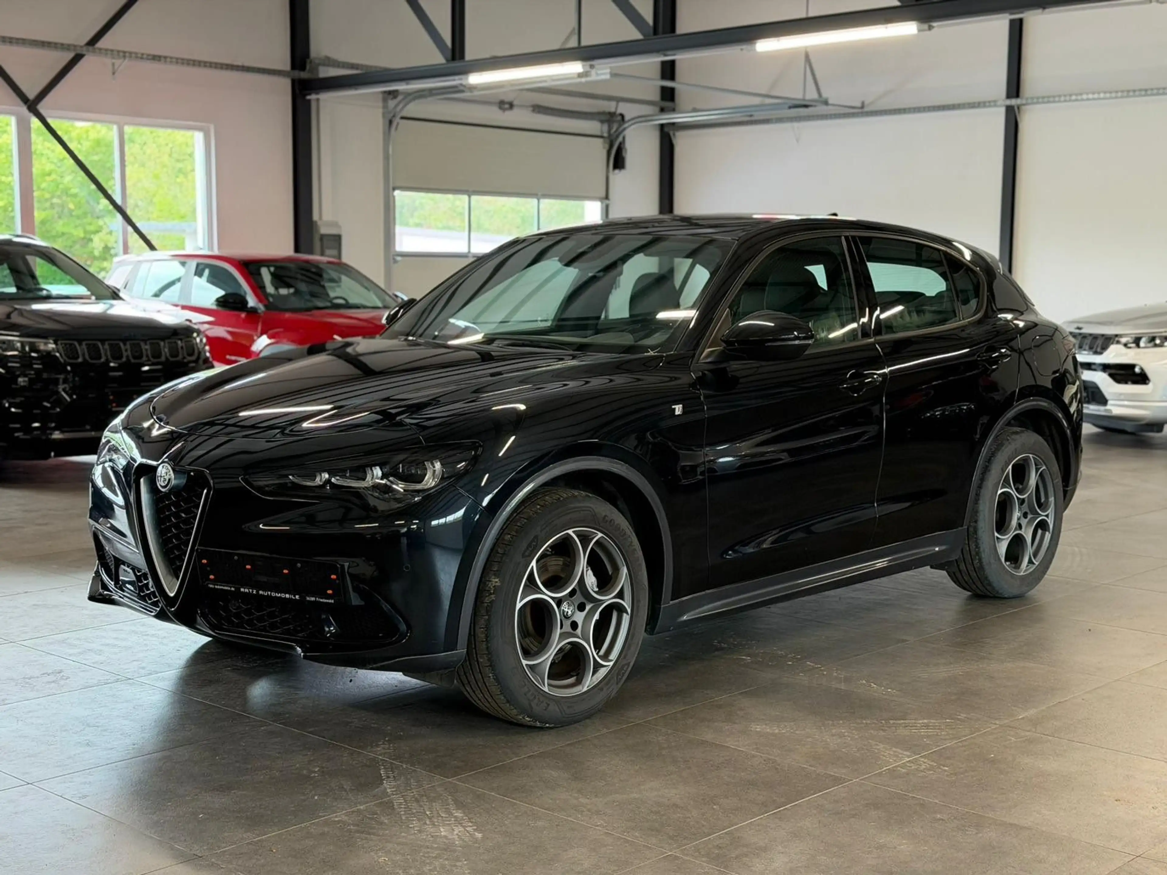 Alfa Romeo Stelvio Ti Q4 MATRIX+MEMO+ACC+KAM+TOTW+CARPLAY — photo 3
