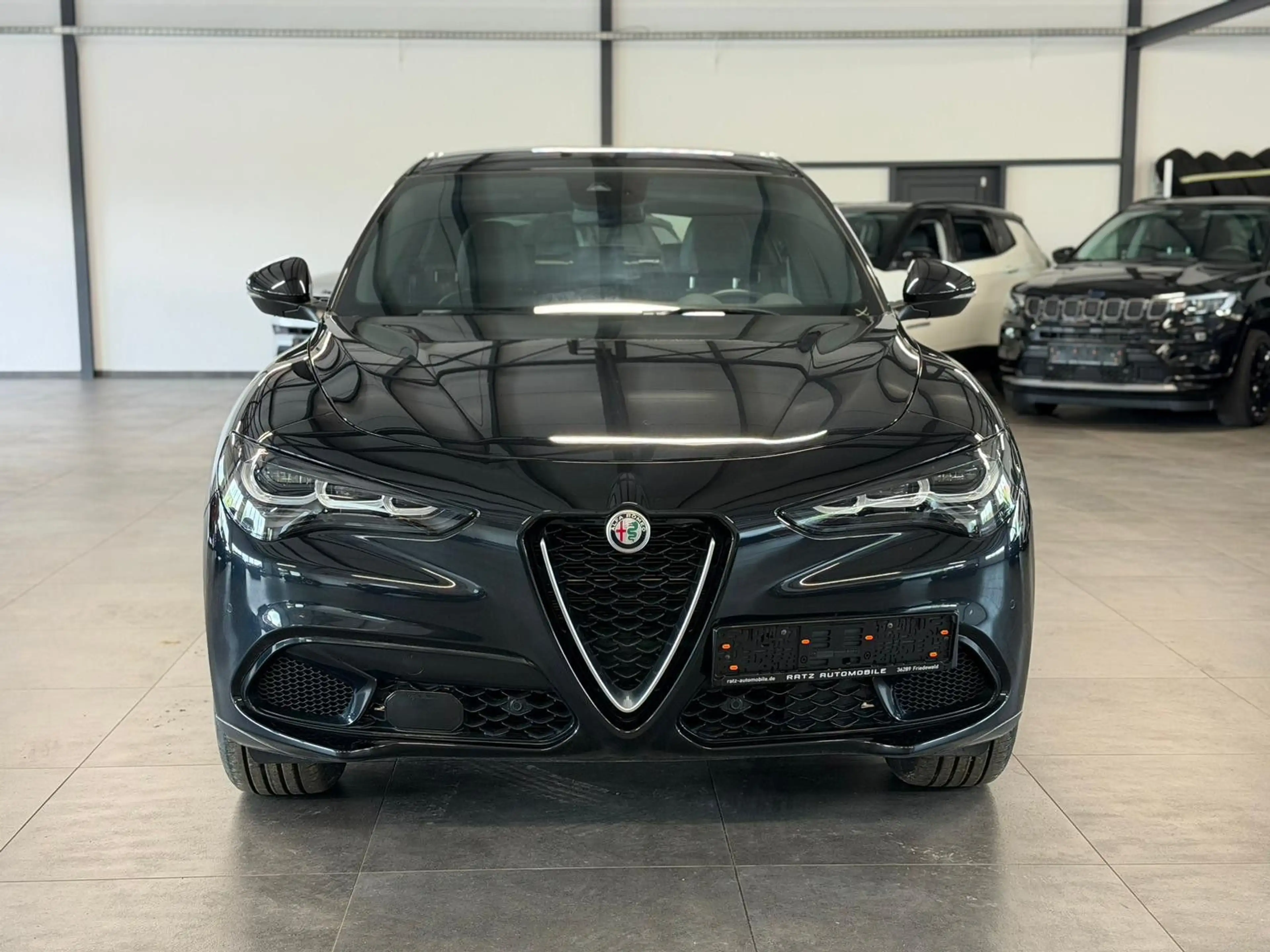 Alfa Romeo Stelvio Ti Q4 MATRIX+MEMO+ACC+KAM+TOTW+CARPLAY — photo 2