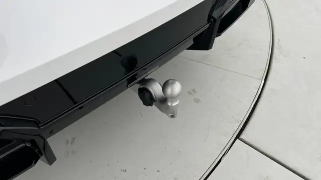 BMW iX xDrive45 Ansicht 9