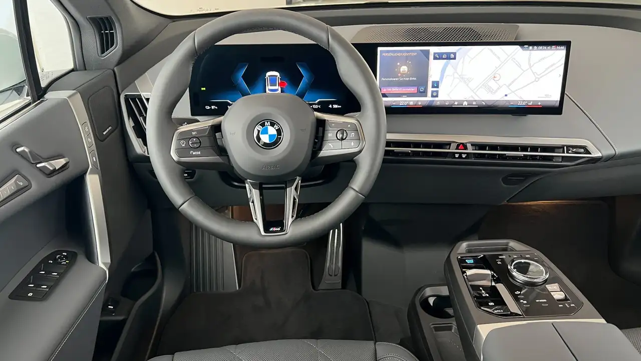 BMW iX 2026 — фото 12