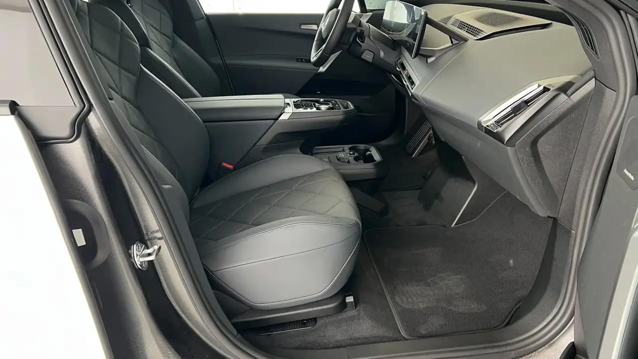 BMW iX 2026