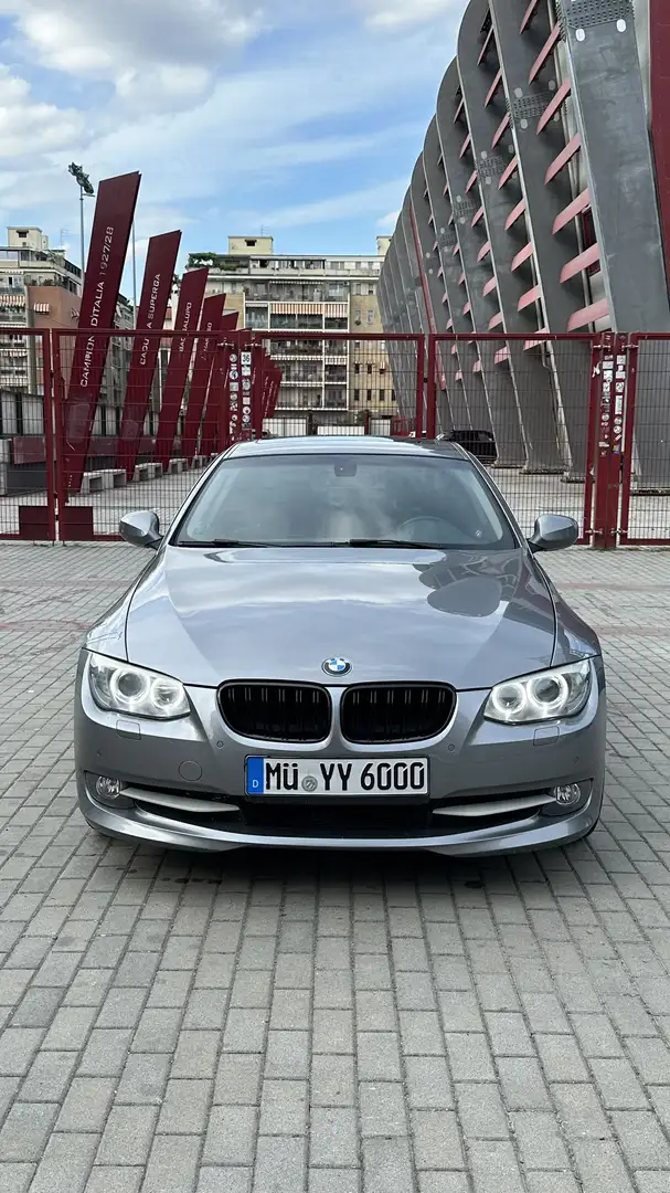 BMW 318 318i Coupe - 1