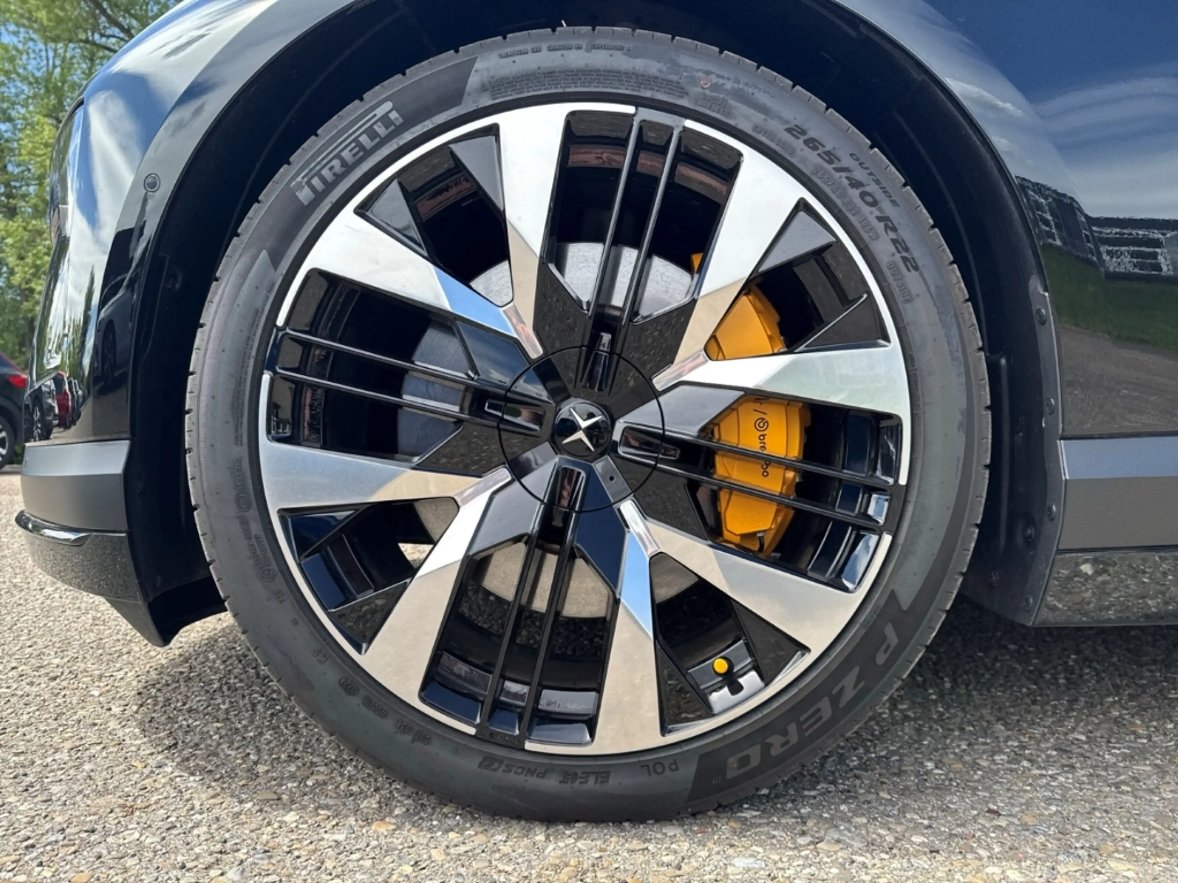 Polestar 4 Long Range Dual Elektro 100kWh HUD StandHZG Navi M — photo 8