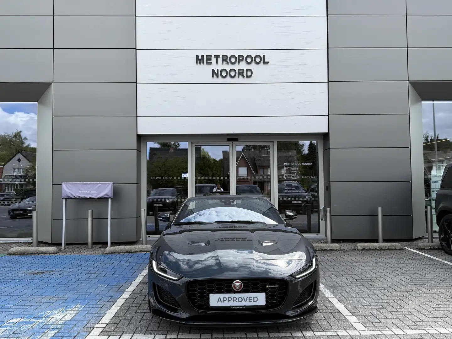 Jaguar F-Type R-Dynamic Cabrio Grigio - 2