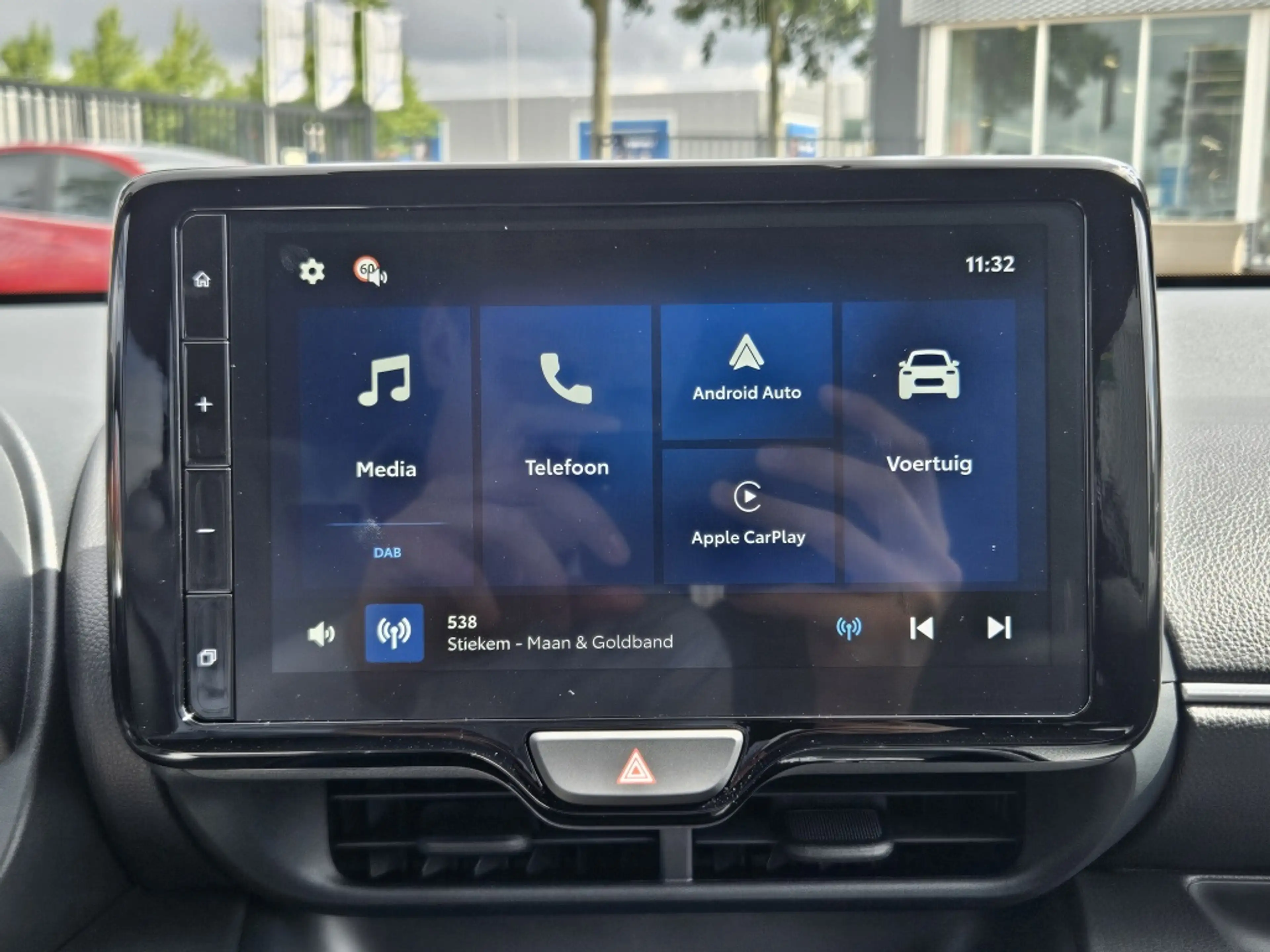 Mazda 2 Hybrid 1.5 Homura / Nieuwe kleur: Fern Green / DEM — photo 3