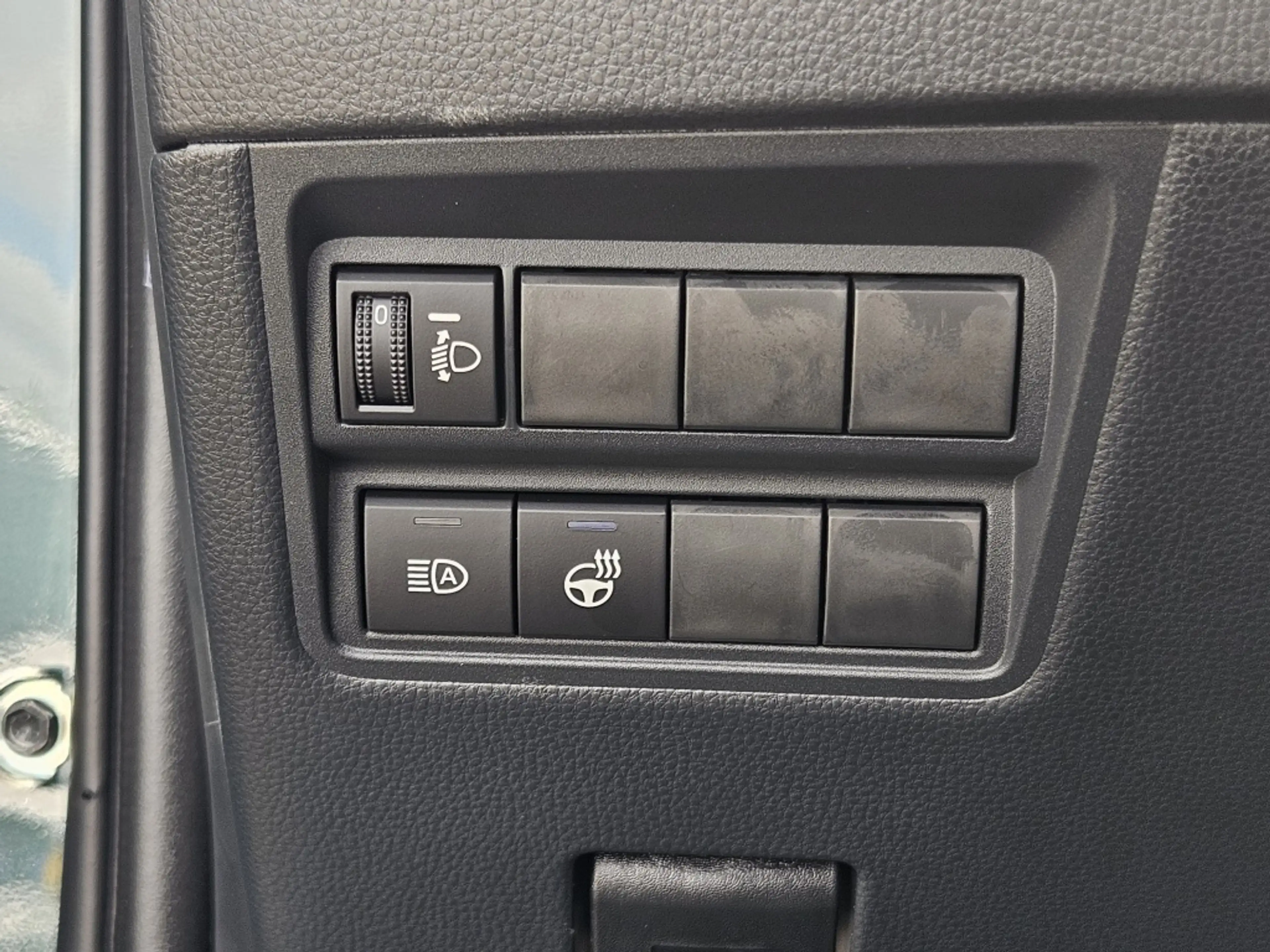 Mazda 2 Hybrid 1.5 Homura / Nieuwe kleur: Fern Green / DEM — photo 14