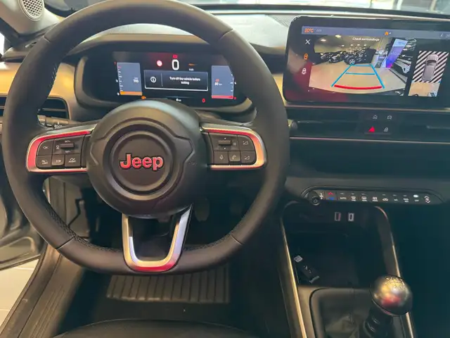 Jeep Avenger view 14