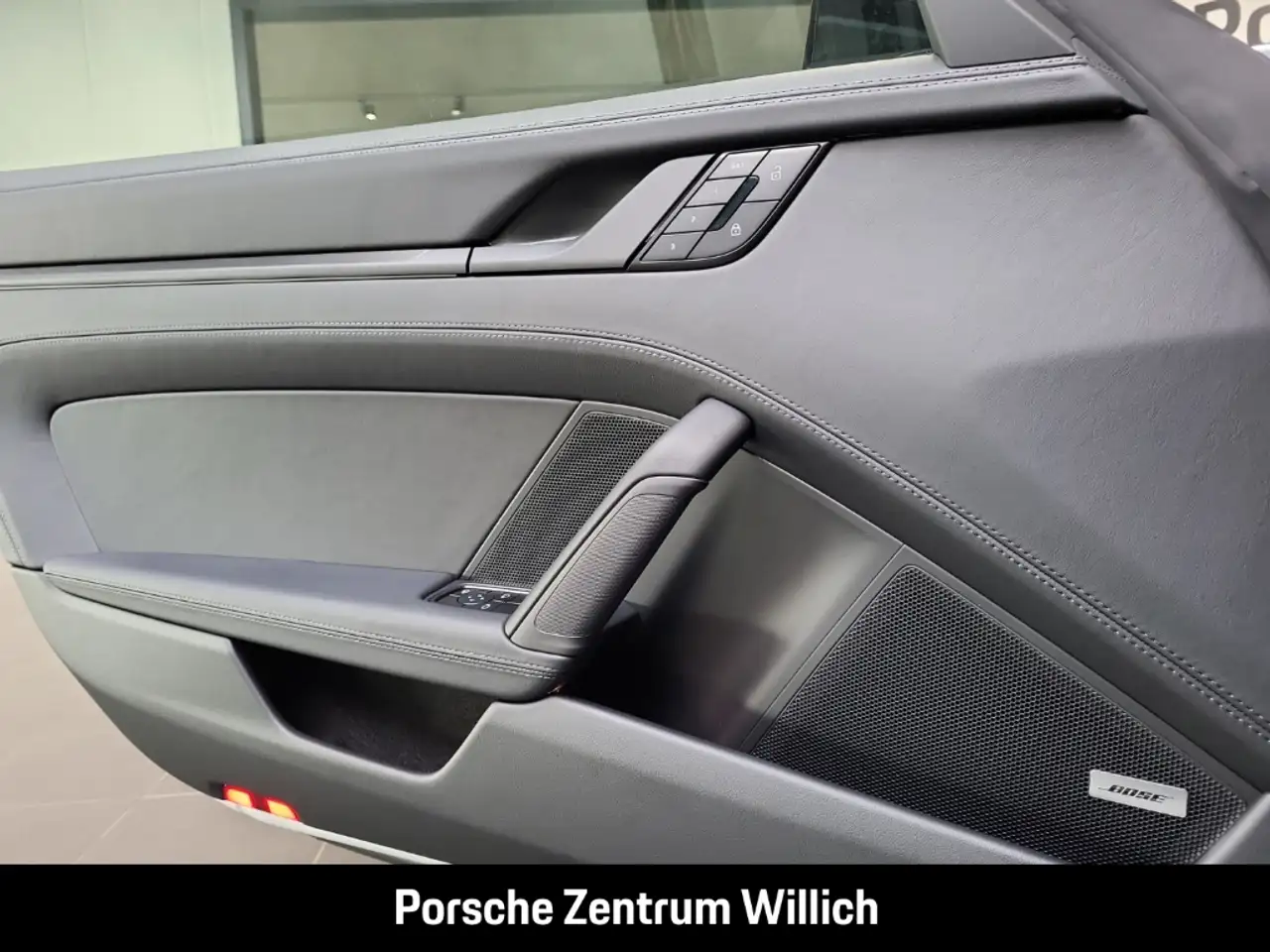 Porsche 992 911 Carrera GTS Cabriolet Sportabgasanlage 12