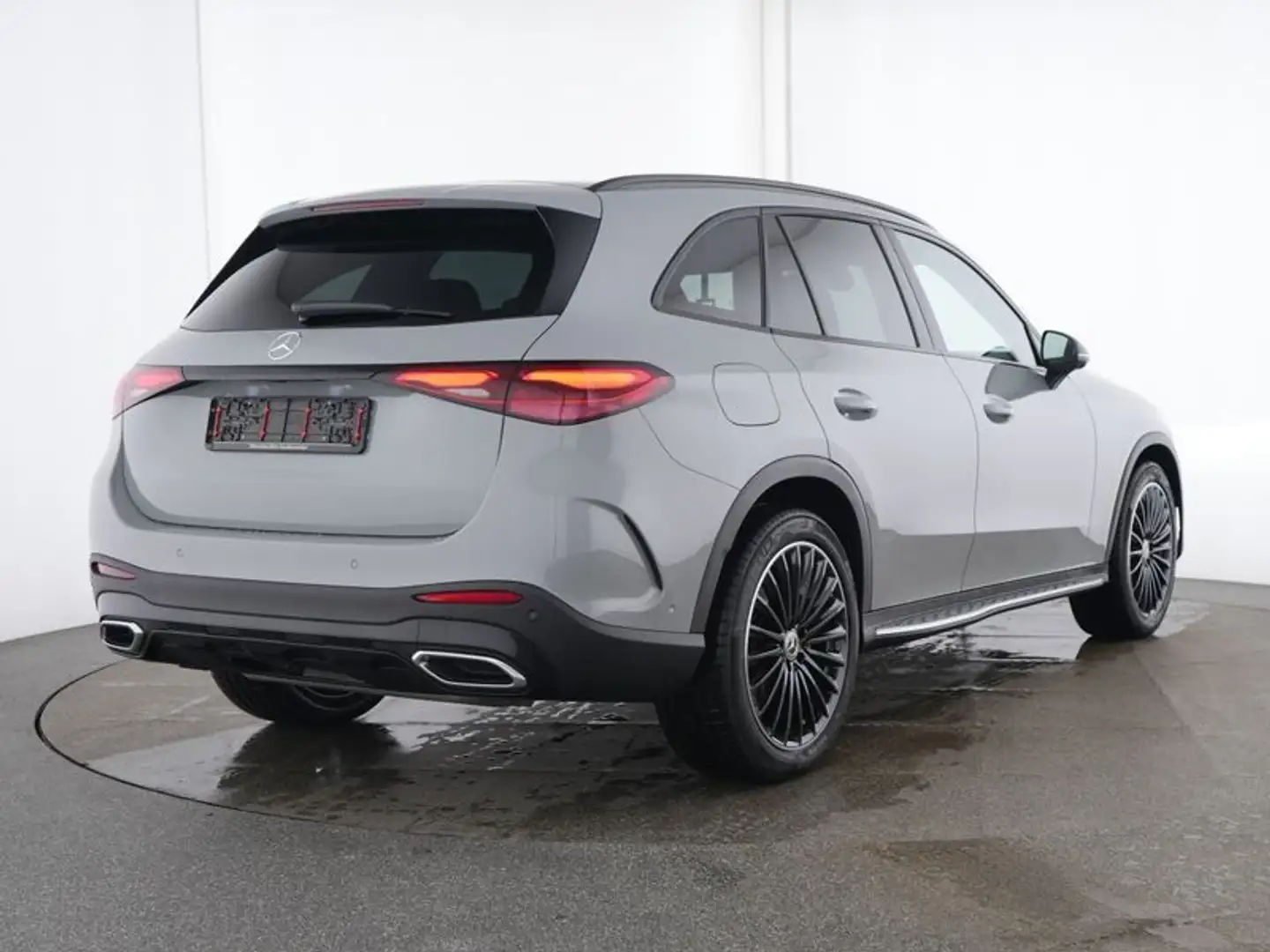 Mercedes-Benz GLC 300 4M AMG Edition/Night/Pano/20Zoll/AHK Grau - 2
