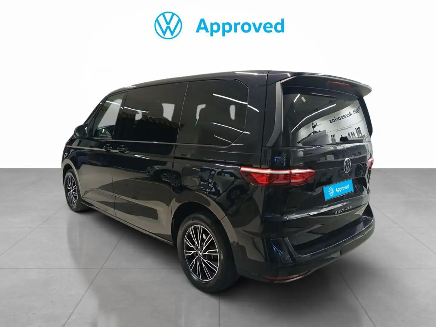 Volkswagen T7 Multivan 2.0TDI Batalla Corta Life DSG 110kW Negro - 2